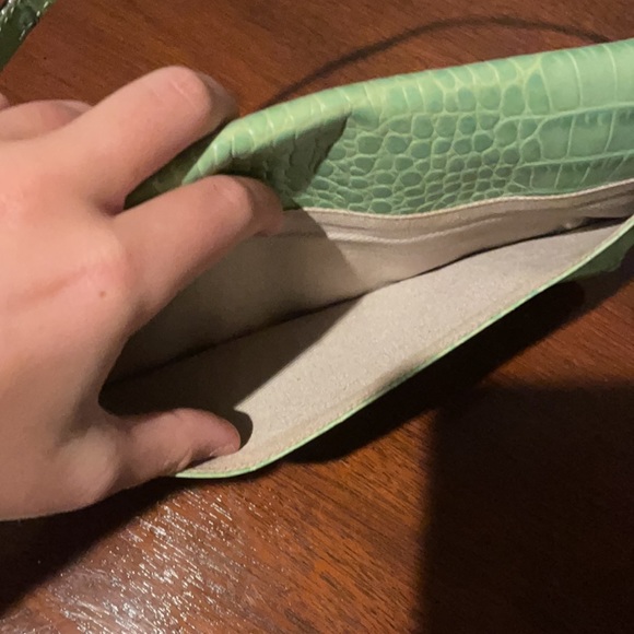 Leather lime green Kate Spade lizard purse - Picture 6 of 14